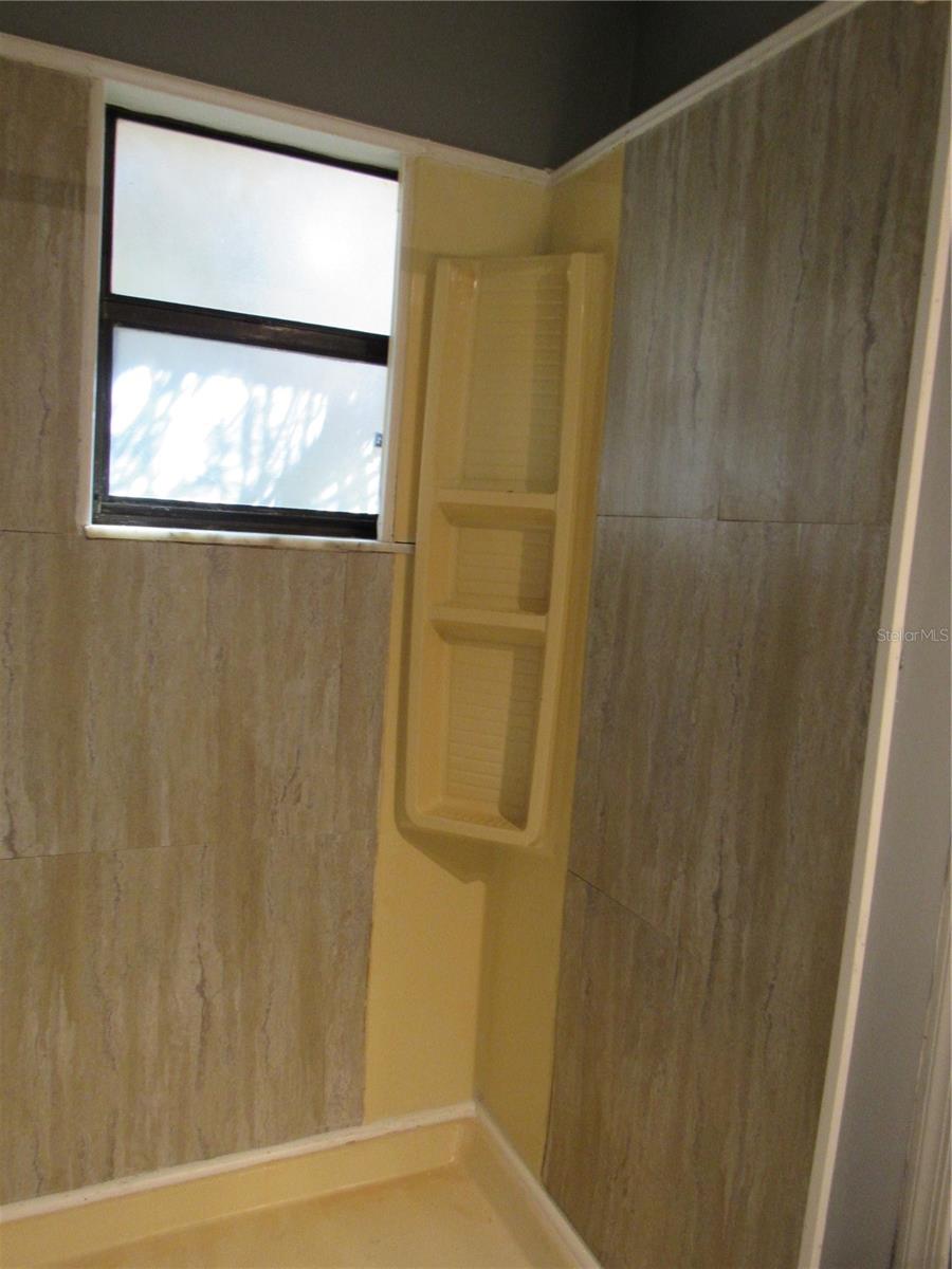 OAKLAND VILLAGE SEC 2 - Residential