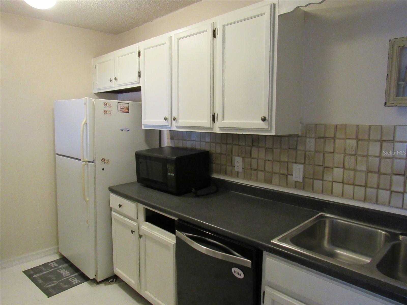 OAKLAND VILLAGE SEC 2 - Residential