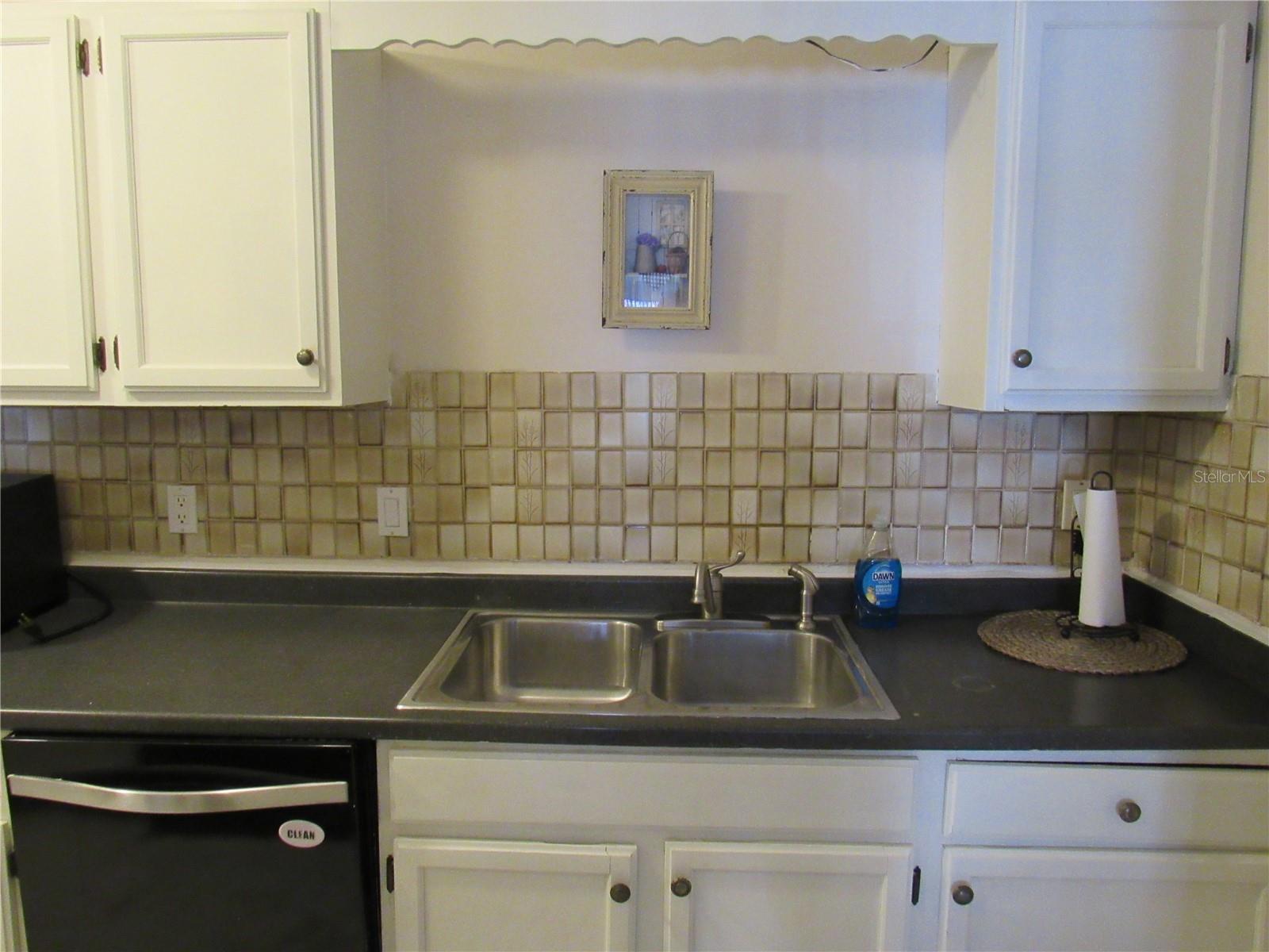 OAKLAND VILLAGE SEC 2 - Residential