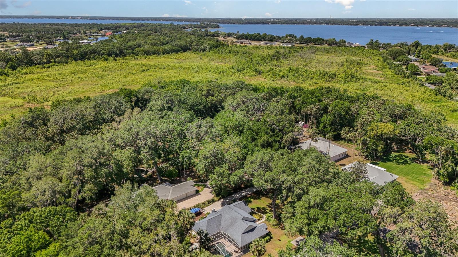 LAKE BEAUCLAIRE SUB - Residential