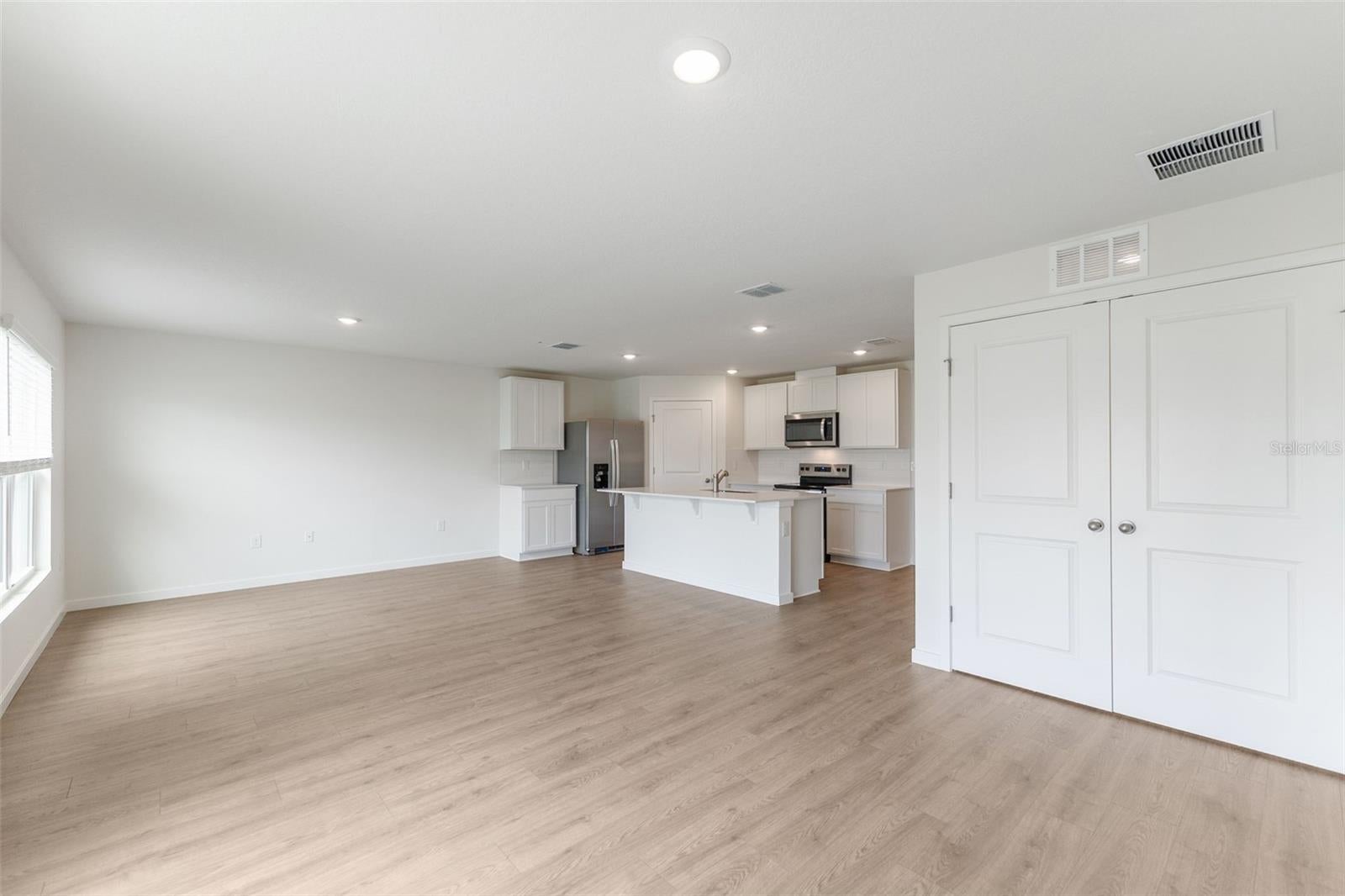 369 BASS COURT