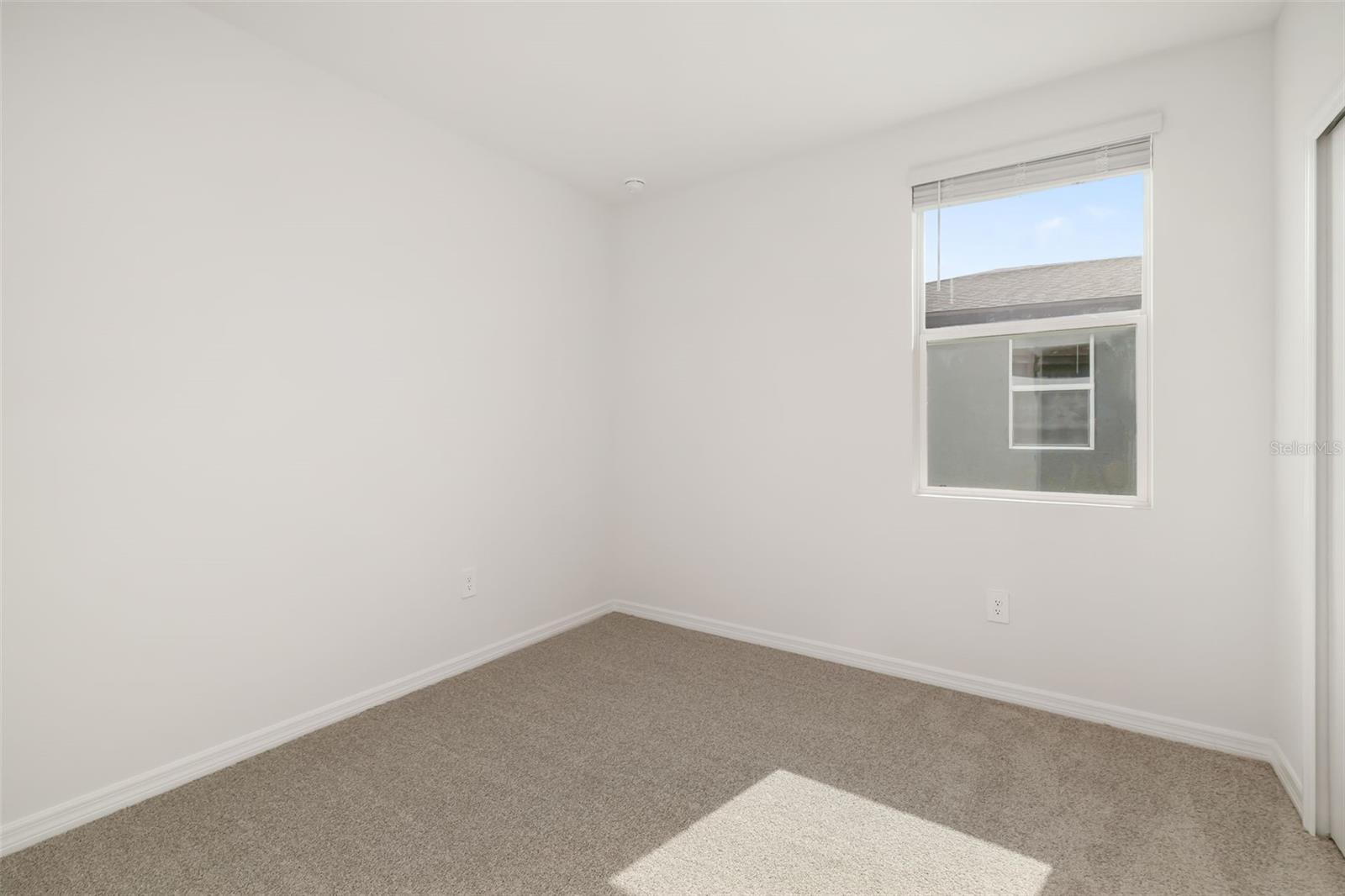 OAKFIELD TRAILS - Residential Lease