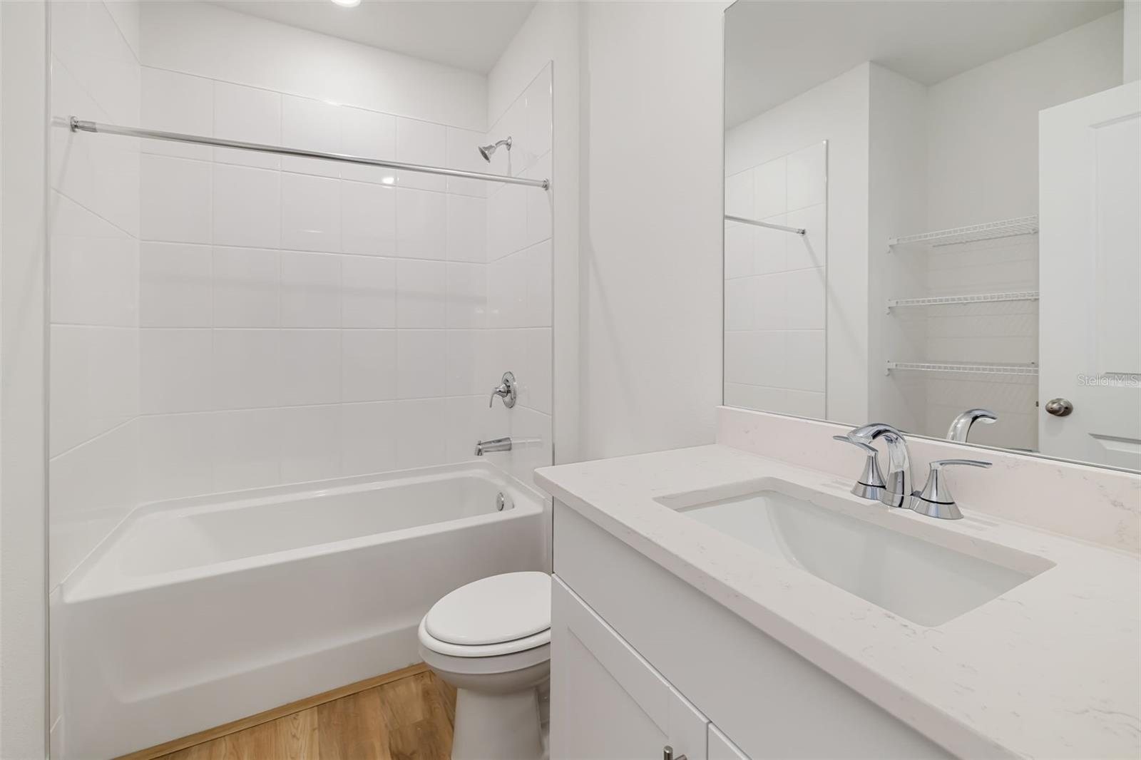 OAKFIELD TRAILS - Residential Lease