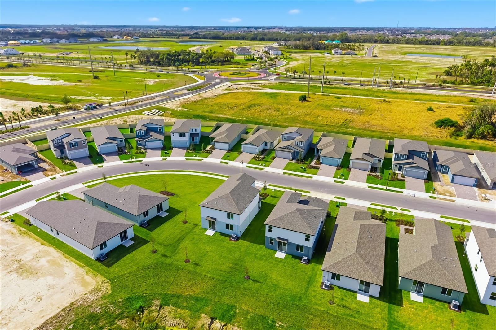 OAKFIELD TRAILS - Residential Lease