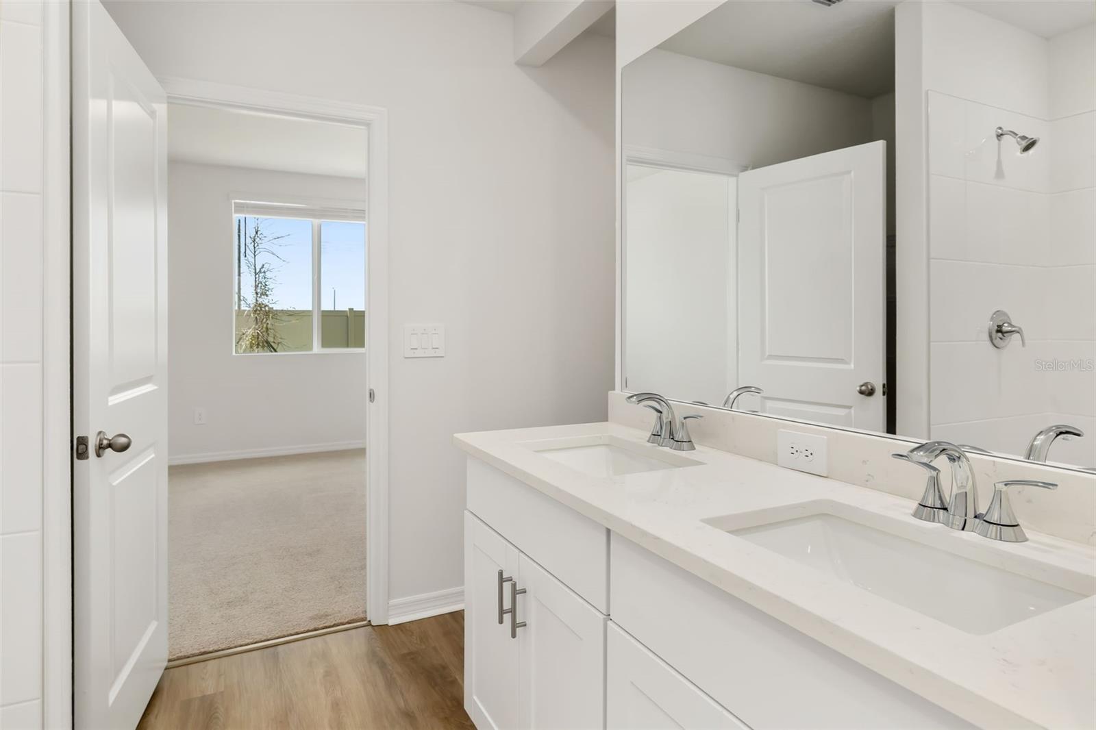 OAKFIELD TRAILS - Residential Lease