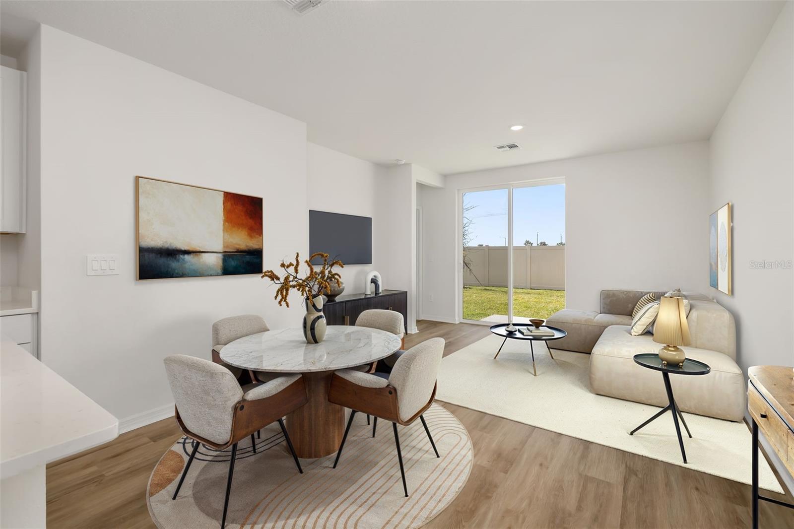 OAKFIELD TRAILS - Residential Lease