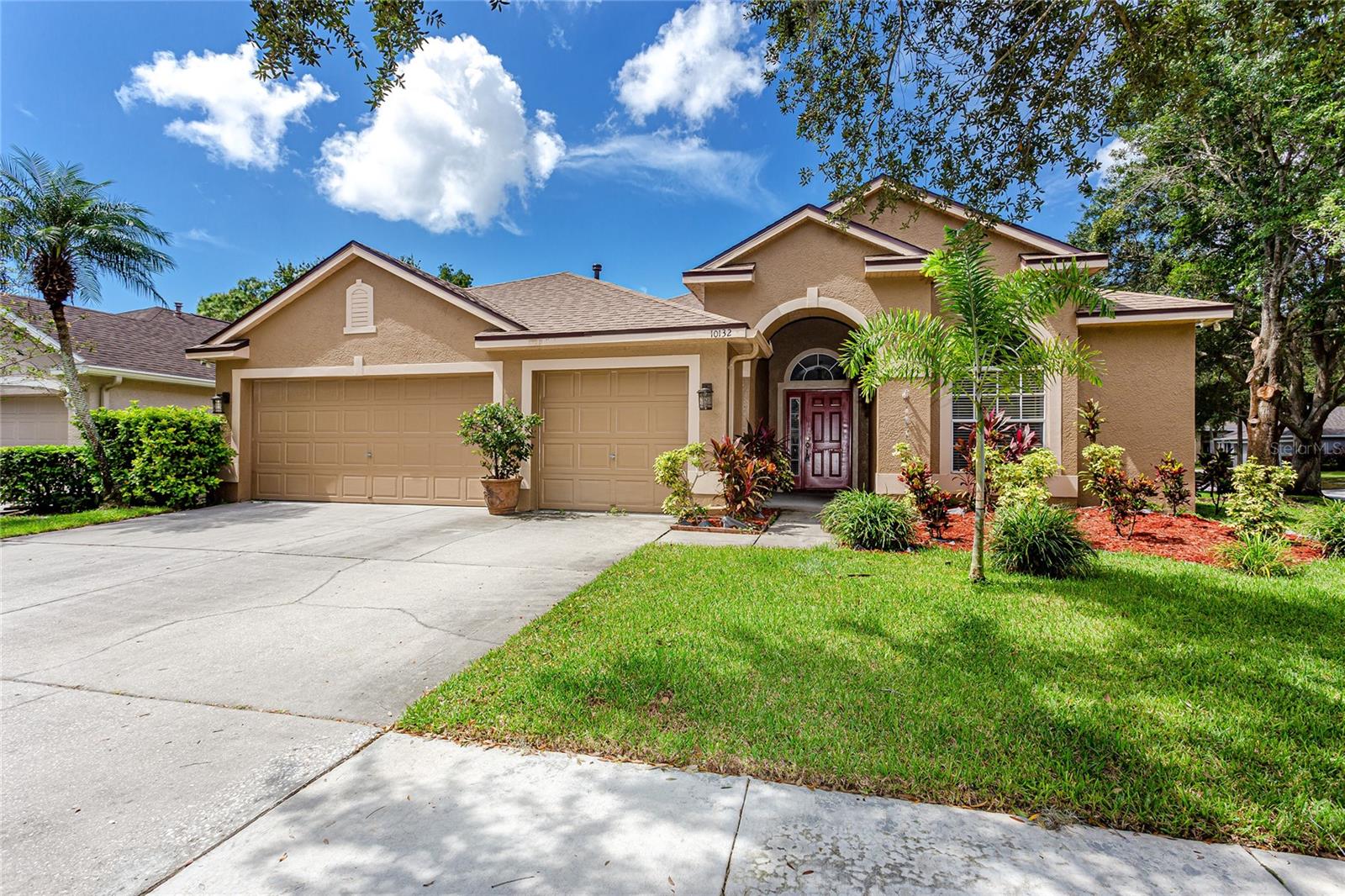 Immaculate 4-Bedroom + Office, 3-Bath Pool Home with 3-Car Garage on Corner Lot in Prime Westchase! This beautifully updated Westchase home checks every box—featuring 4 bedrooms, 3 full bathrooms, a dedicated office, screened-in pool, and 3-car garage—all situated on a spacious corner lot with a fully fenced backyard and dog run. Enjoy modern upgrades, energy efficiency, and low-maintenance living with these key features:
• Roof replaced in 2020
• New garage door opener (2025)
• New AC evaporator coil
• Lennox smart thermostat
• Variable-speed, energy-efficient pool pump
• New dishwasher (2025)
• Brand new microwave (Aug 2025)
• Newer energy-efficient washer & dryer
• Moen faucets with lifetime warranty
The open-concept interior is bright and inviting with elegant tile and hardwood flooring throughout—no carpet! The chef's kitchen offers quartz countertops, white cabinetry, stainless steel appliances, a center island, breakfast bar, and updated finishes. The spacious primary suite features serene pool views, a luxurious en suite bathroom with soaking tub, walk-in shower, dual vanities, and ample closet space. All bathrooms and the kitchen have been recently updated with timeless finishes and quality fixtures. Enjoy Florida living year-round from your screened-in lanai and private pool oasis, perfect for entertaining or relaxing. The versatile home office offers the ideal space to work from home, study, or create a flex room to suit your lifestyle.
Additional Highlights:
• Dedicated Laundry Room with Storage
• Fully Fenced Yard with Dog Run
• Prime Corner Lot with Great Curb Appeal
• Move-In Ready & Exceptionally Maintained
Prime Westchase Location:
Ideally located near top-rated schools, community parks, pools, tennis courts, walking trails, and playgrounds. Just minutes from Tampa International Airport, Downtown Tampa, Costco, and some of the best restaurants and shopping in the region.