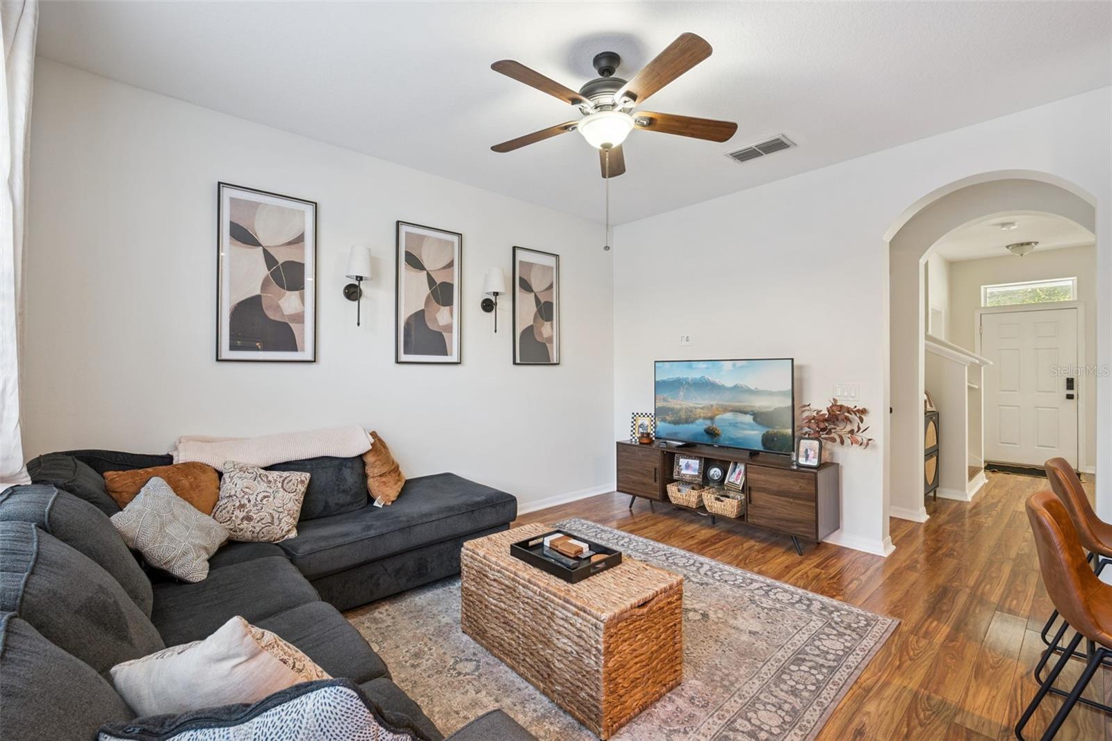 LA CASCADA PHASE 1 58/101 LOT 361 - Residential Lease