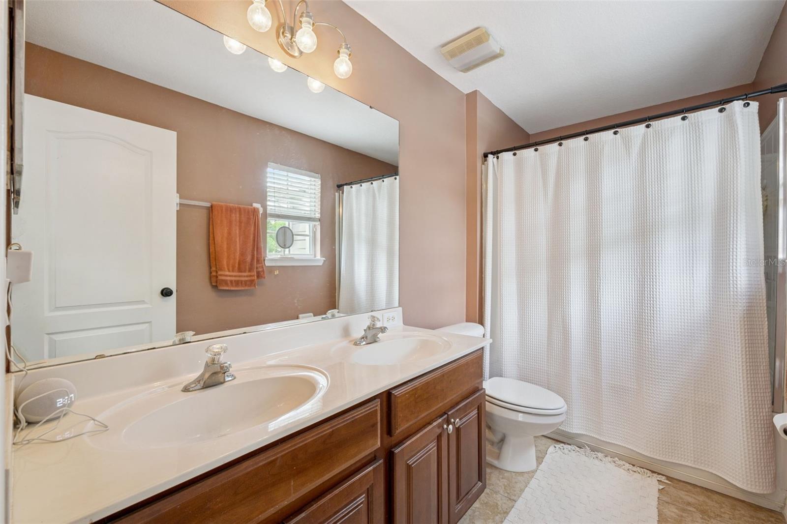 LA CASCADA PHASE 1 58/101 LOT 361 - Residential Lease