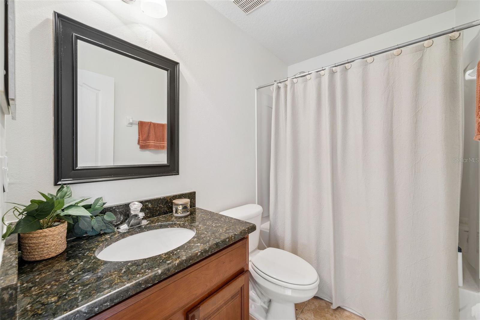 LA CASCADA PHASE 1 58/101 LOT 361 - Residential Lease