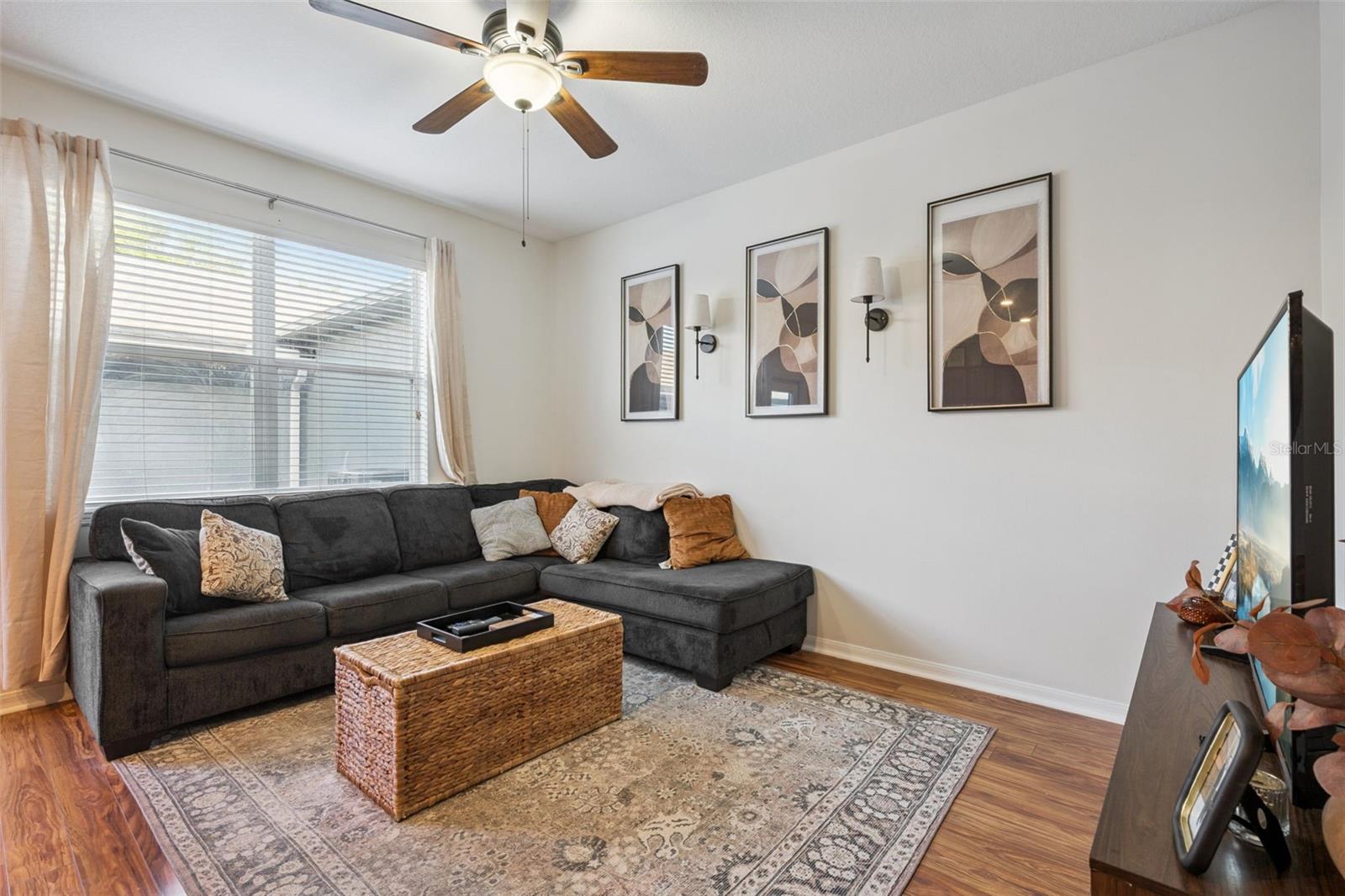 LA CASCADA PHASE 1 58/101 LOT 361 - Residential Lease