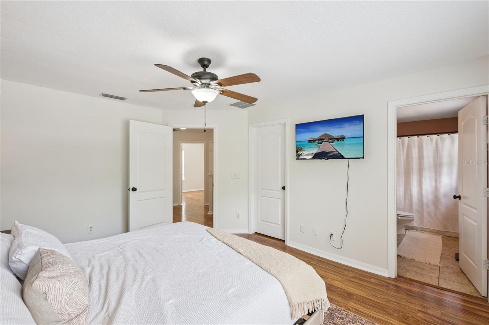 LA CASCADA PHASE 1 58/101 LOT 361 - Residential Lease