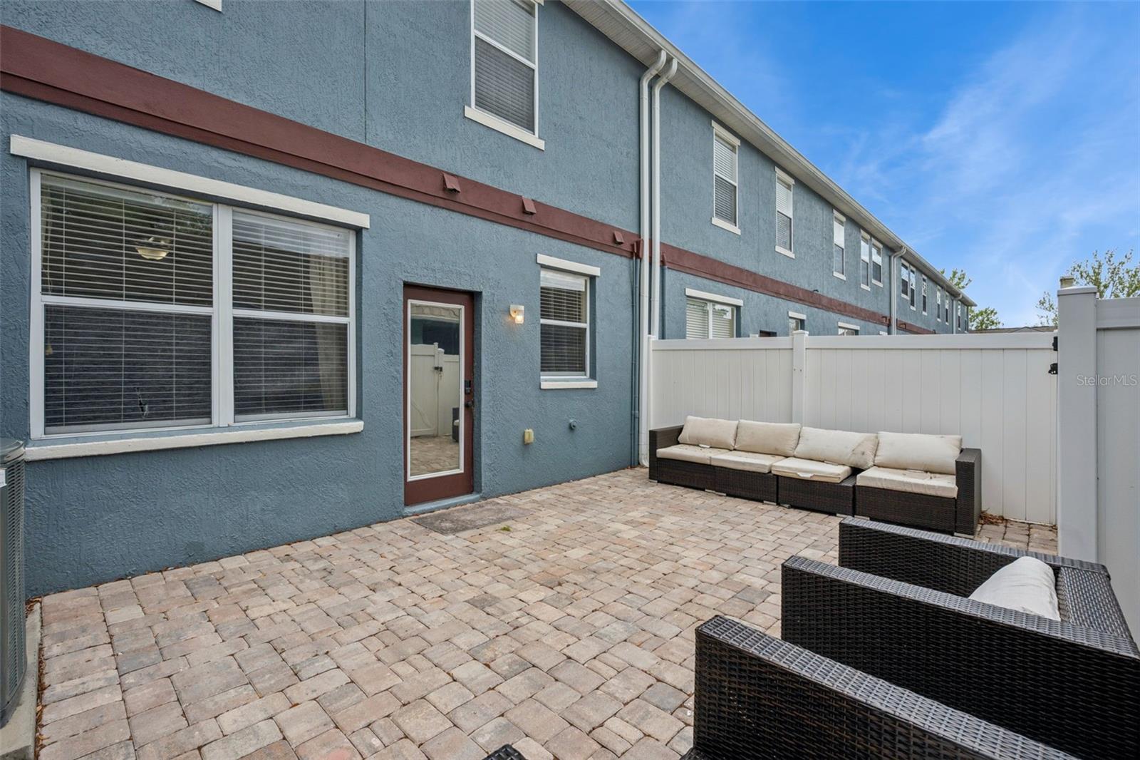 LA CASCADA PHASE 1 58/101 LOT 361 - Residential Lease