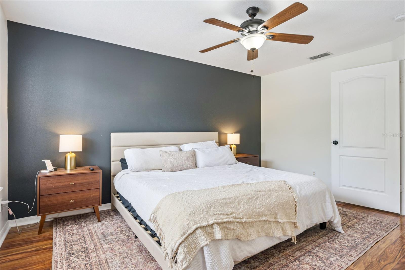 LA CASCADA PHASE 1 58/101 LOT 361 - Residential Lease