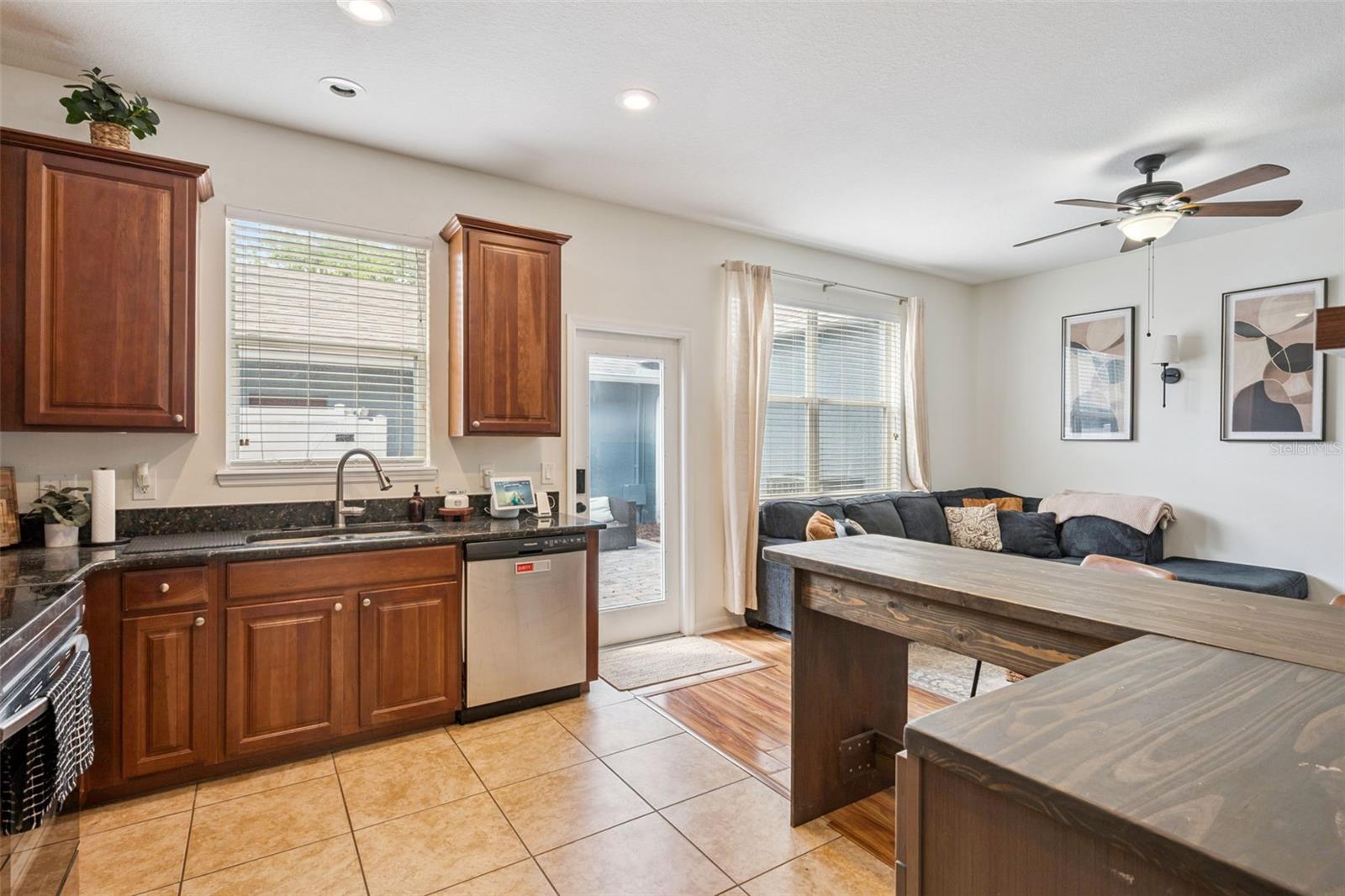 LA CASCADA PHASE 1 58/101 LOT 361 - Residential Lease