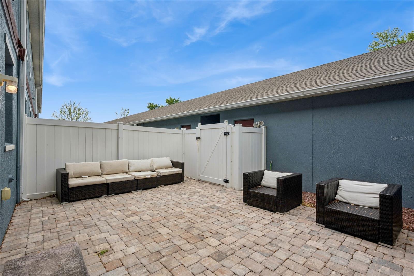 LA CASCADA PHASE 1 58/101 LOT 361 - Residential Lease