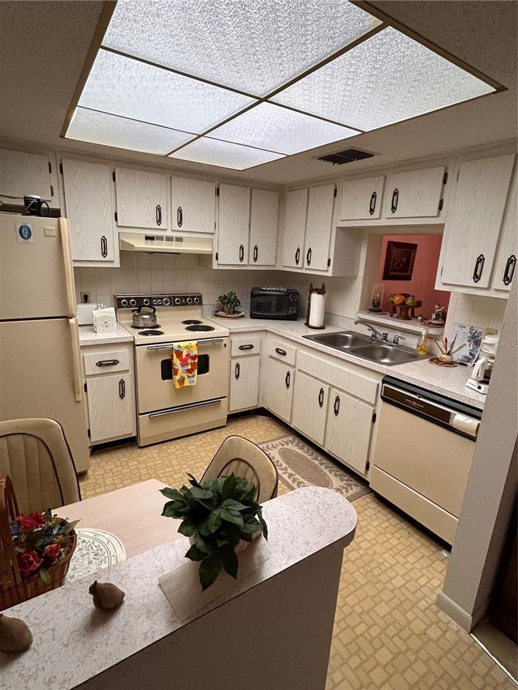 Photo of 1415 Doolittle Lane #307, Dunedin, FL 34698 (MLS # TB8472572)