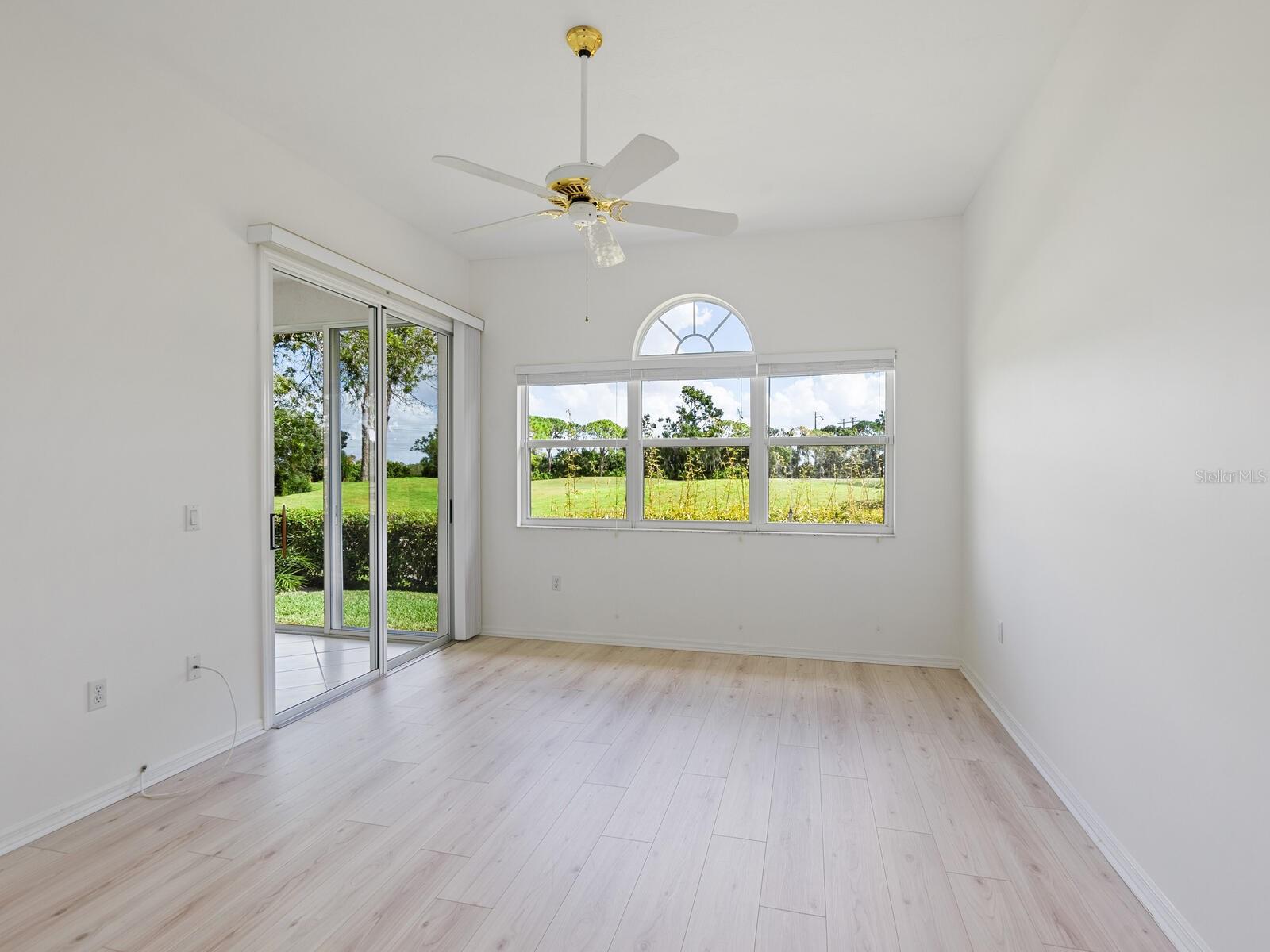 CHELMSFORD CLOSE - THE MEADOWS - Residential