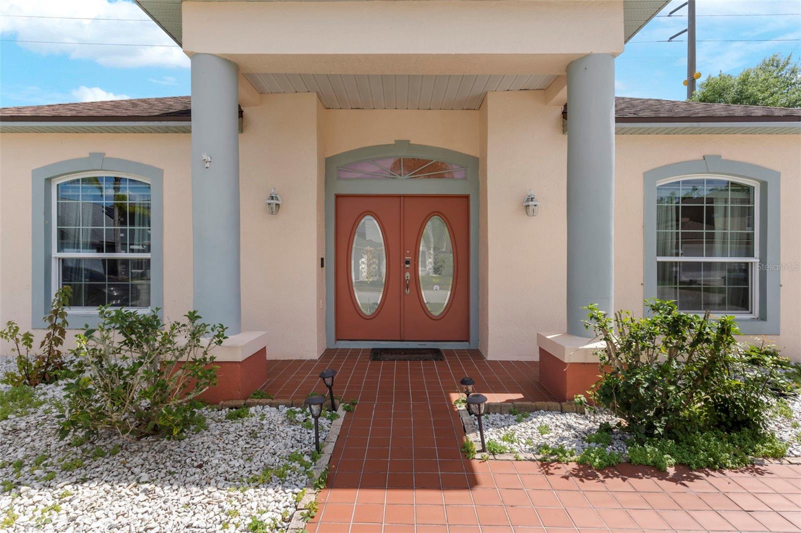 235 HOLLINGSHEAD LOOP
