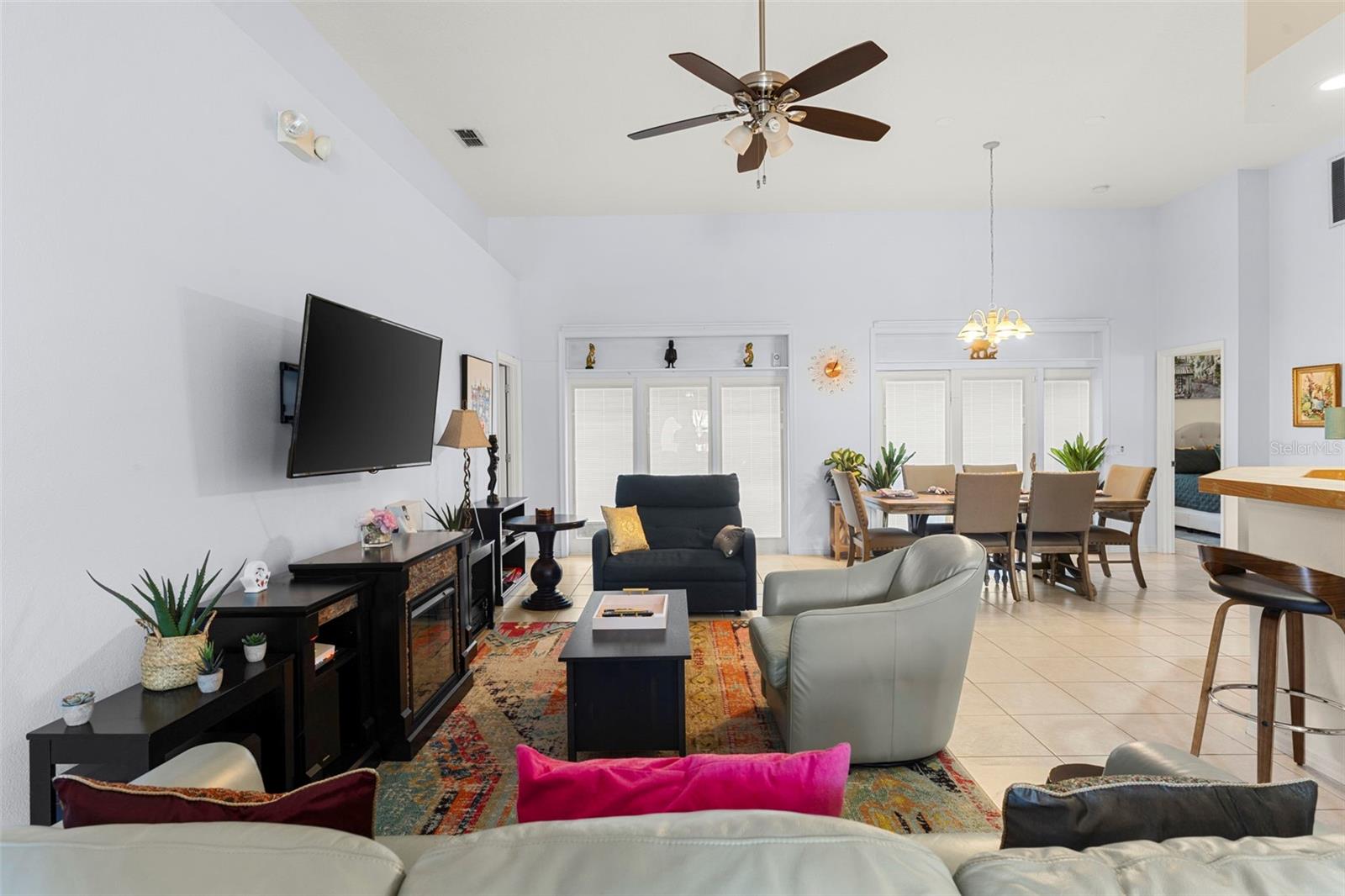 235 HOLLINGSHEAD LOOP