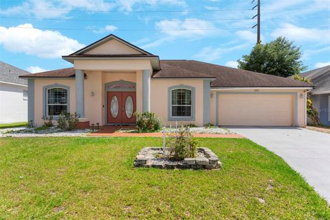 Photo of 235 Hollingshead Loop, Davenport, FL 33896 (MLS # O6304499) Photo of 235 Hollingshead Loop, Davenport, FL 33896 (MLS # O6304499)