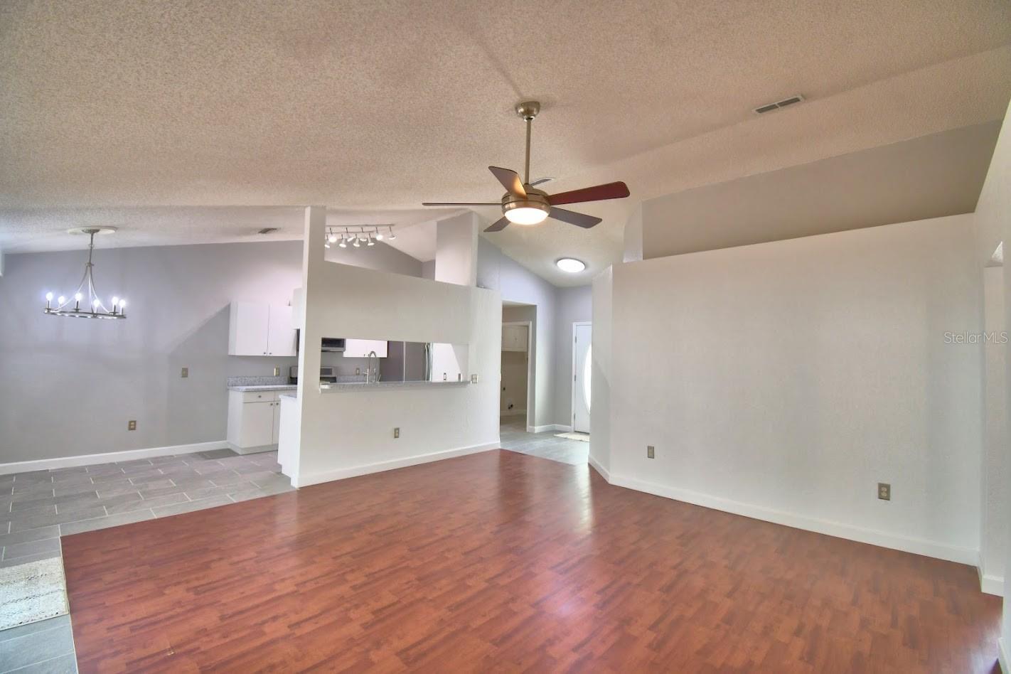 HEATHER GLEN PH 02 - Residential