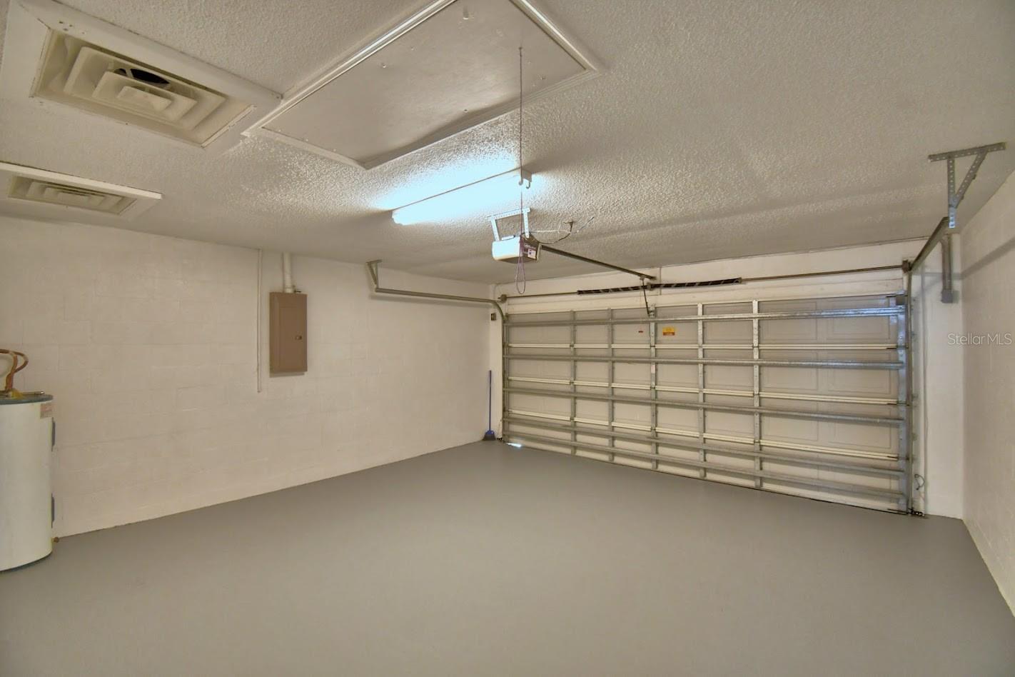 HEATHER GLEN PH 02 - Residential