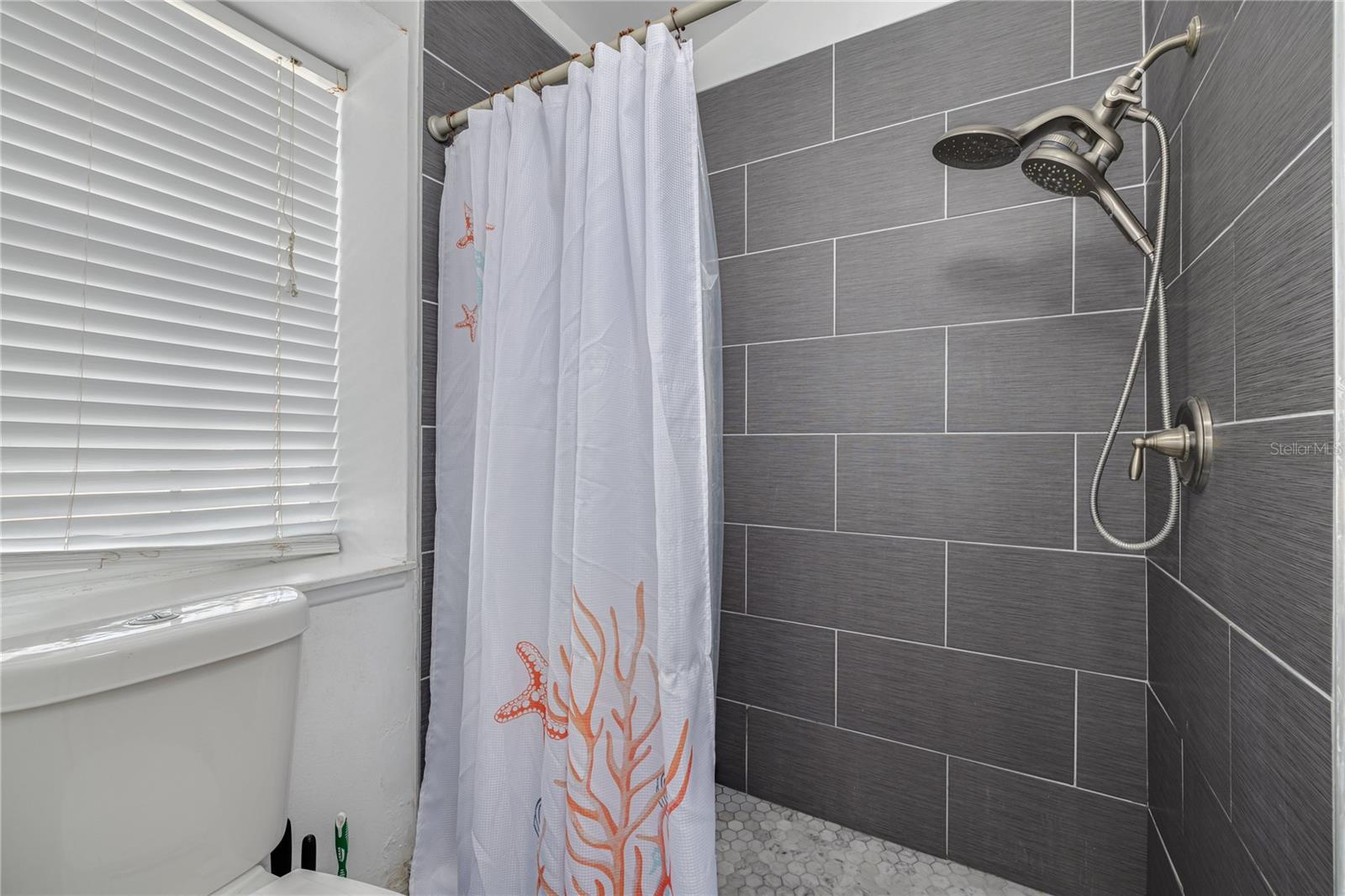 NATURES HIDEAWAY PH 02 - Residential