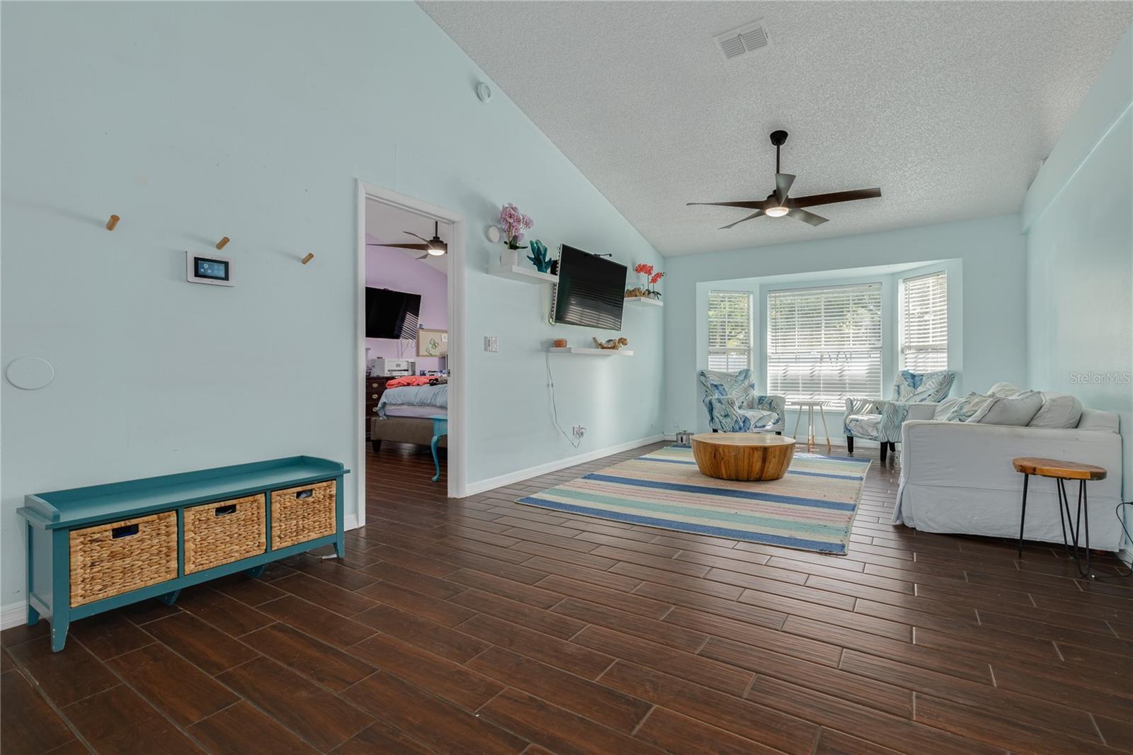 NATURES HIDEAWAY PH 02 - Residential