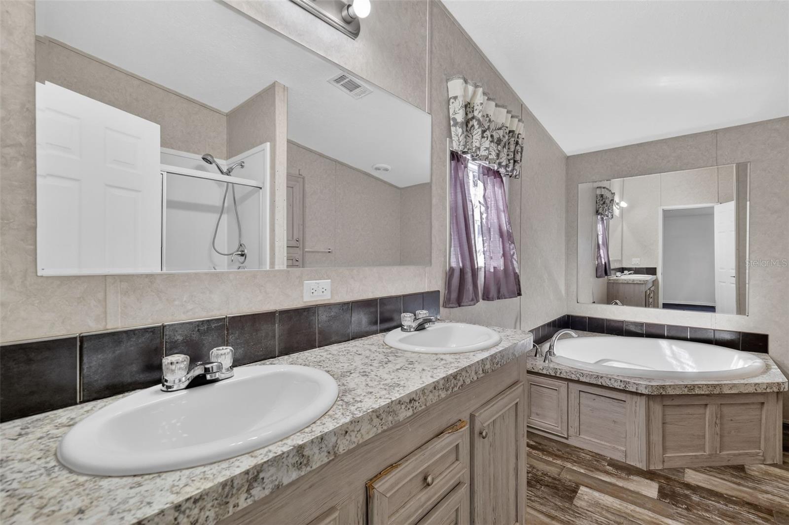 PETTY'S ADDITION TO WILDWOOD - Residential