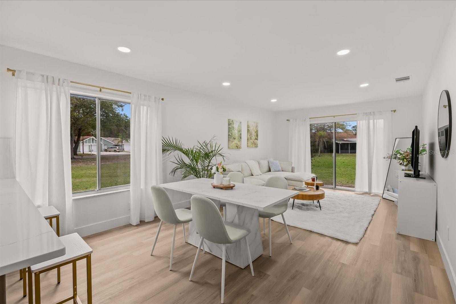 RIVERGREEN VILLAS - Residential