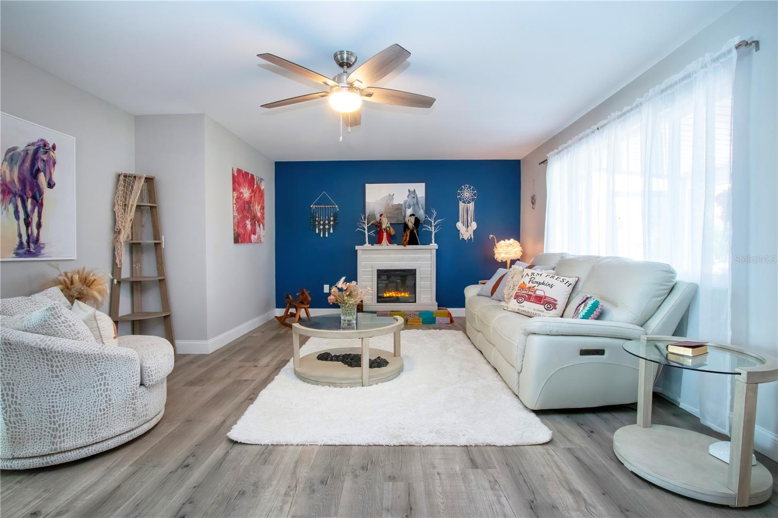 DEL WEBBS SUN CITY FLORIDA UN - Residential