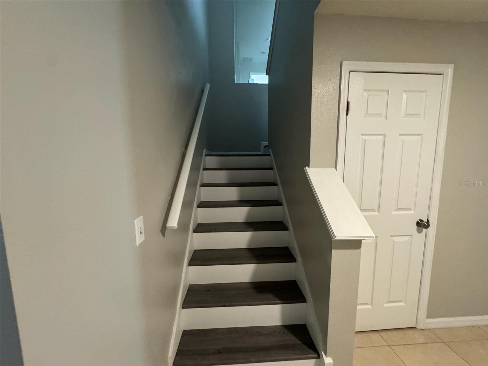 SOUTH BAY LAKES UNIT 1 - Residential Lease