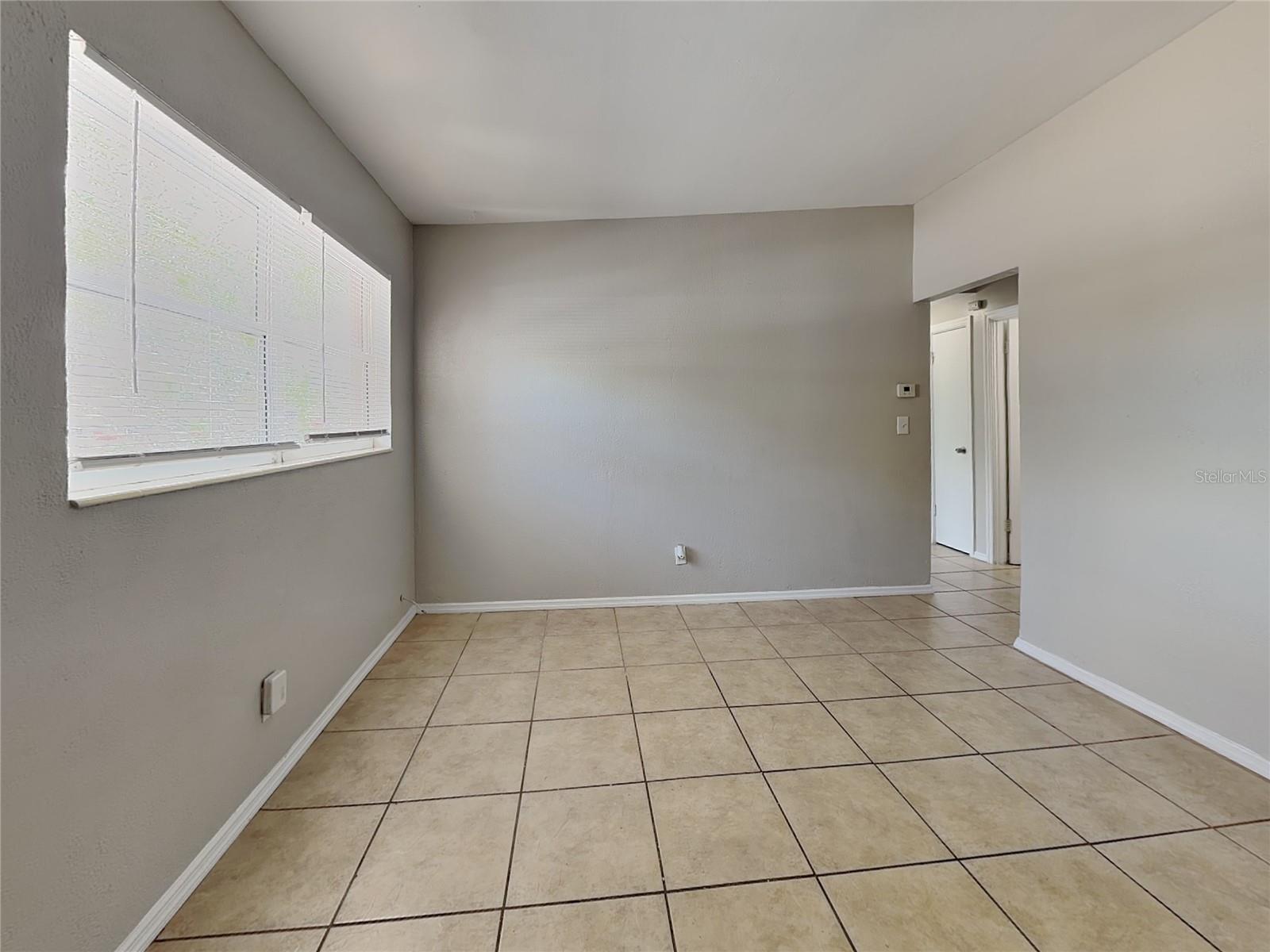 KENNETH CITY - Residential Lease