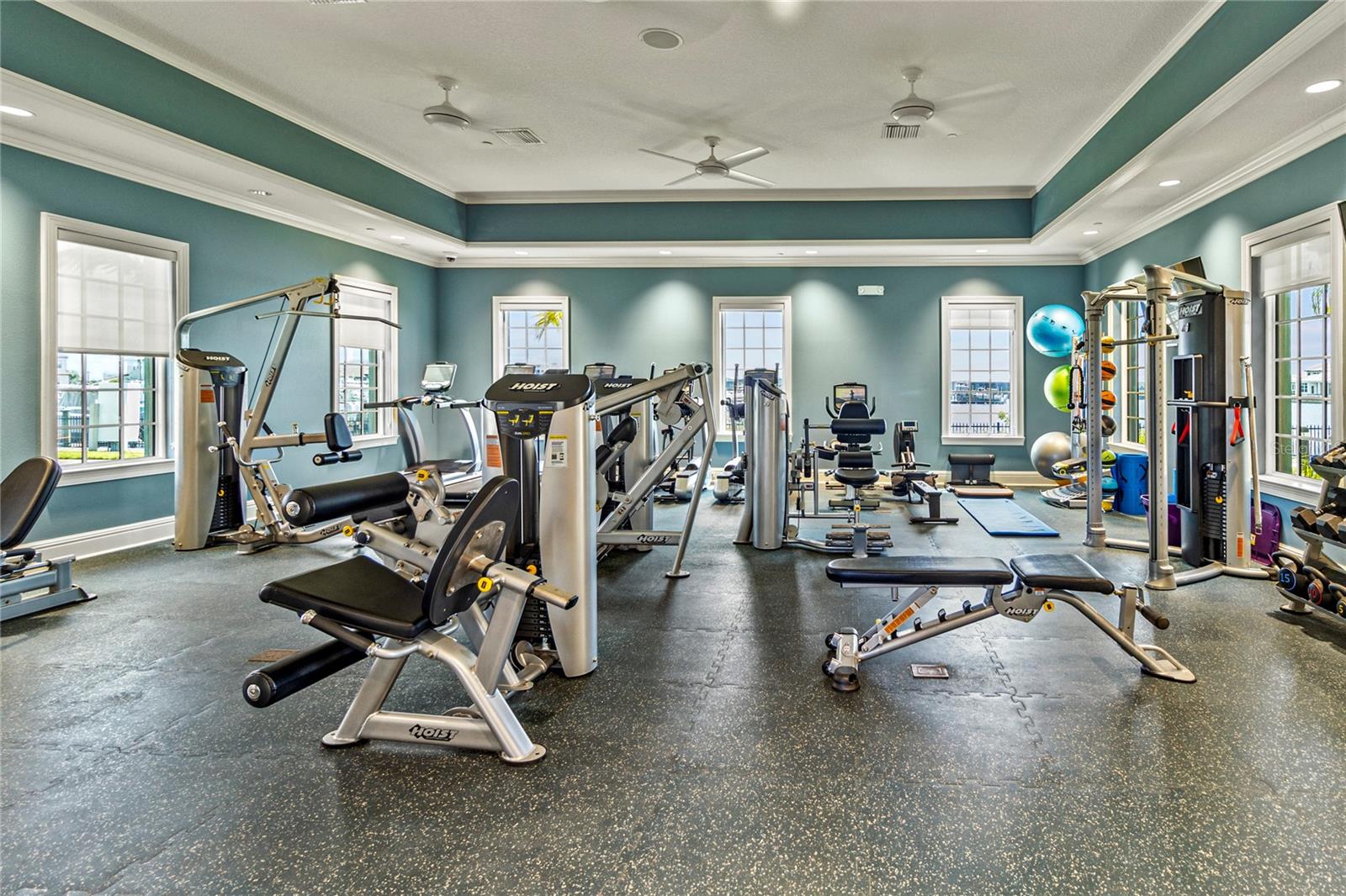 SANCTUARY COVE - Residential