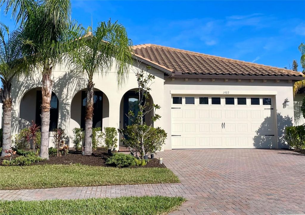 Photo of 1922 6th St E, Palmetto, FL 34221 (MLS # A4676660)