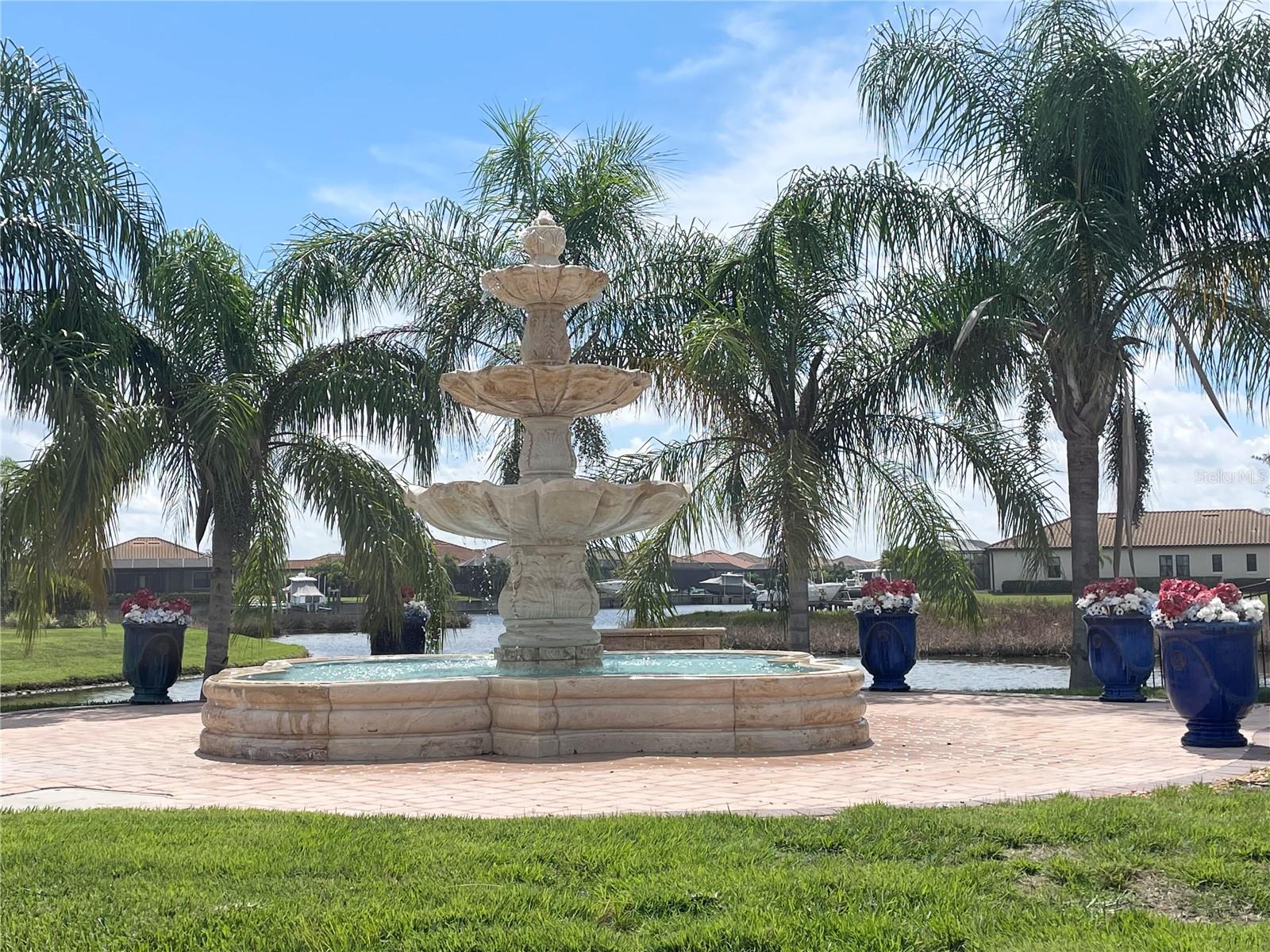 SANCTUARY COVE - Residential