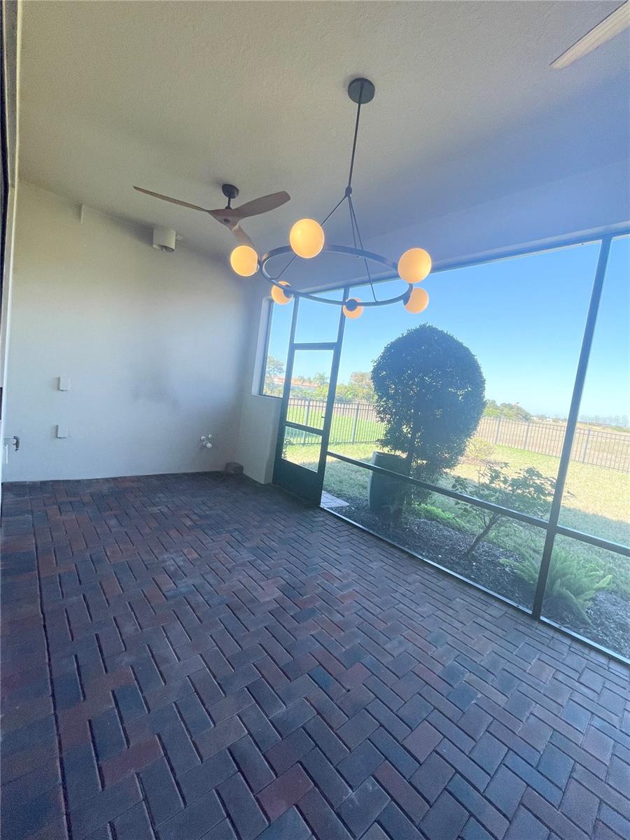 SANCTUARY COVE - Residential