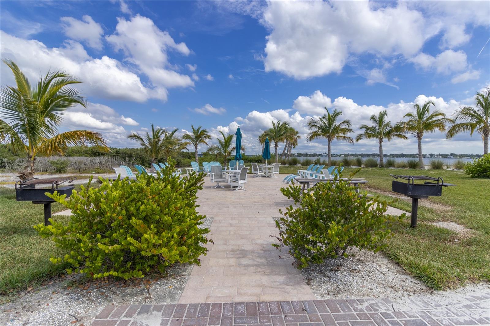 SANCTUARY COVE - Residential