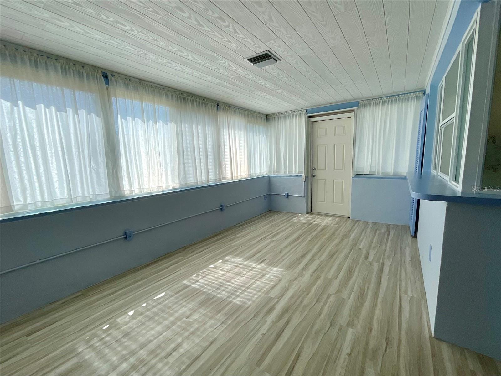 MAINLANDS OF TAMARAC BY THE GULF UNIT 3 CONDO - Residential