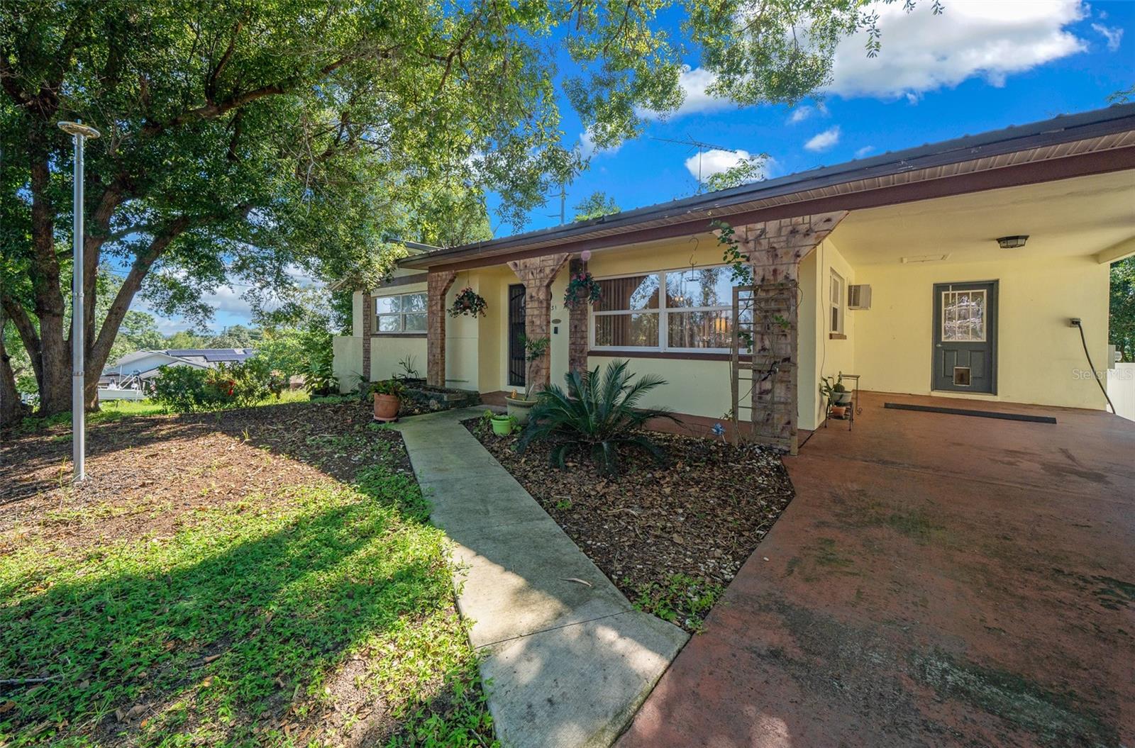 BEVERLY HILLS - Residential