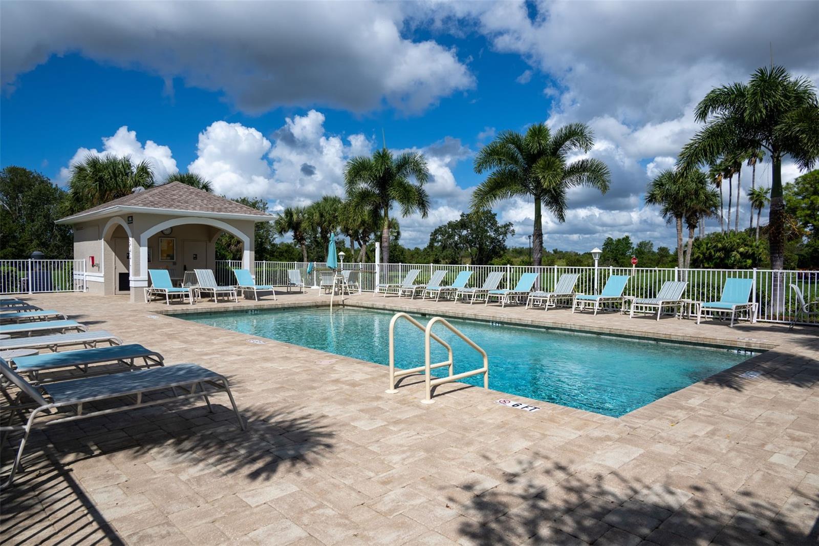 VERANDA 1 AT HERITAGE OAKS - Residential