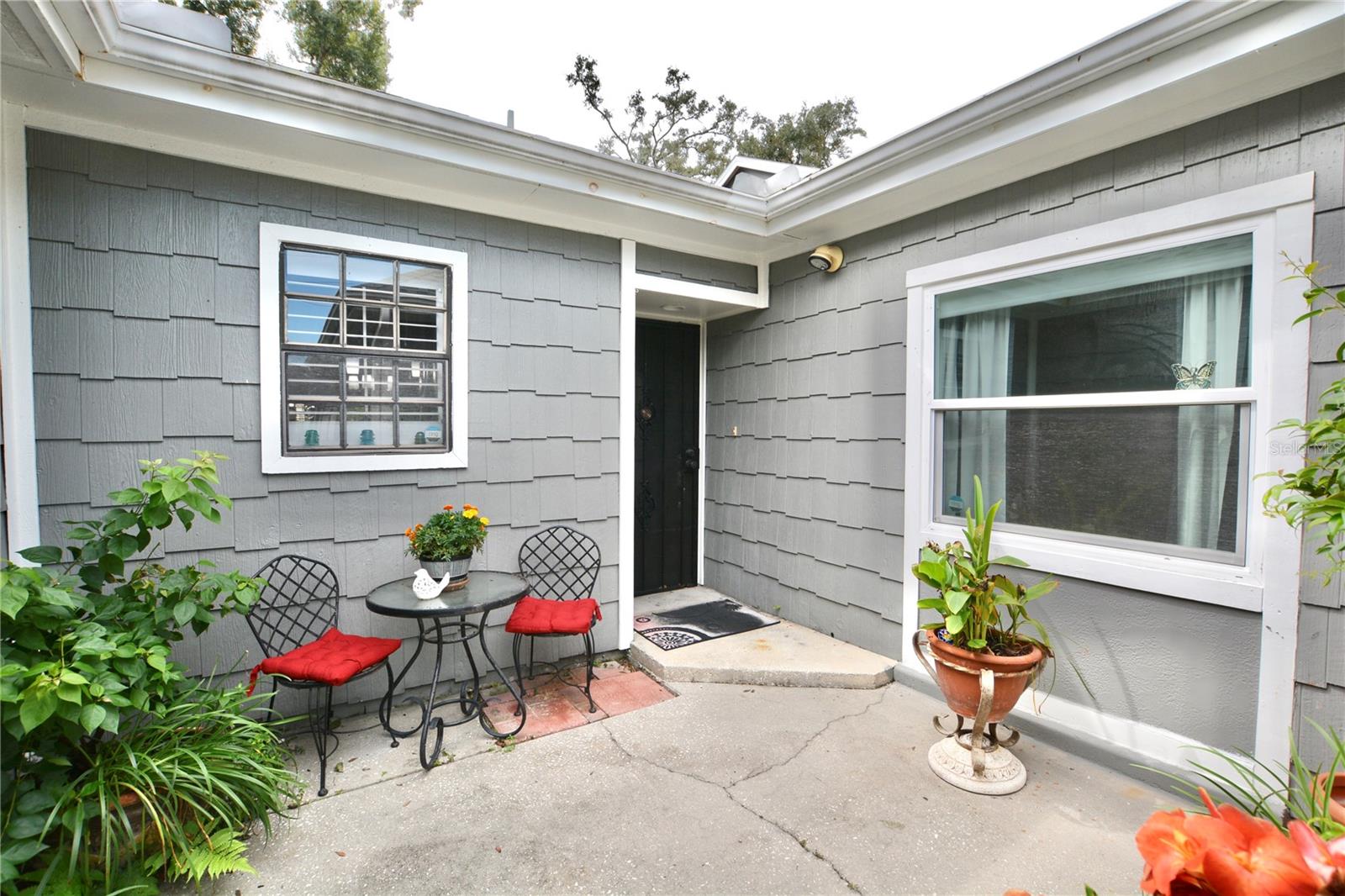 1762 CASTLE ROCK ROAD