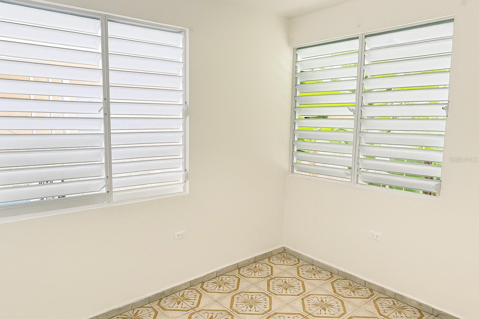 VILLA MADRID - Residential