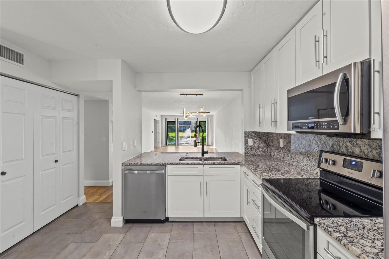 ASHTON LAKES 03 - Residential