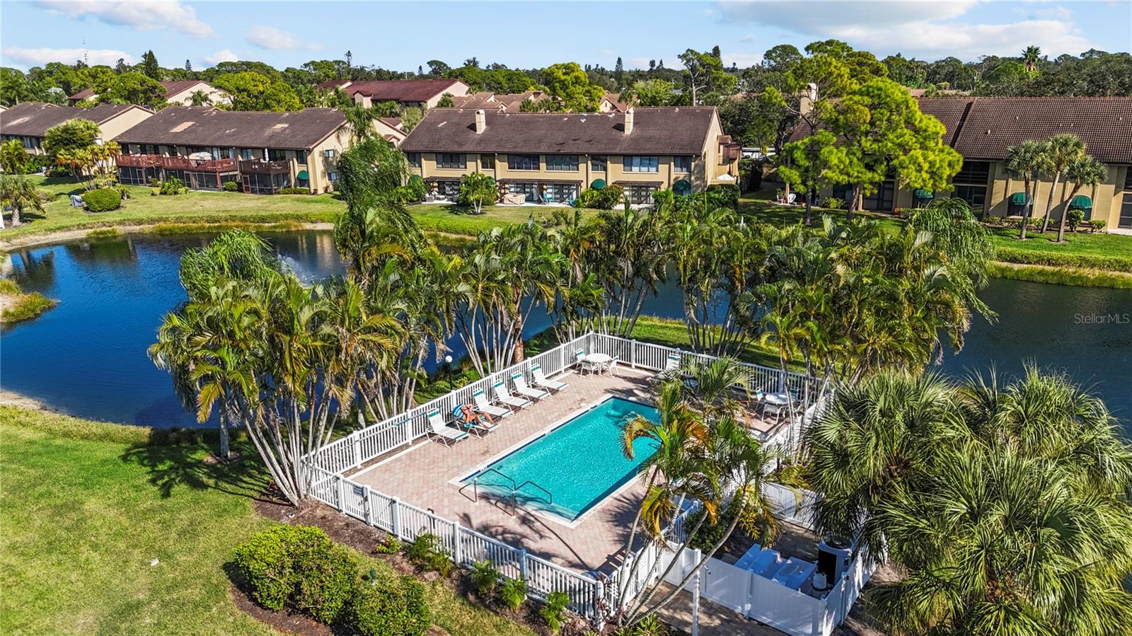 ASHTON LAKES 03 - Residential