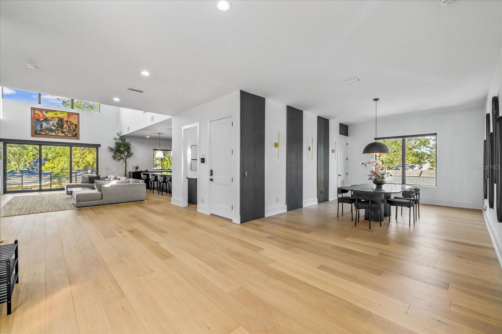 HENDERSON BEACH - Residential