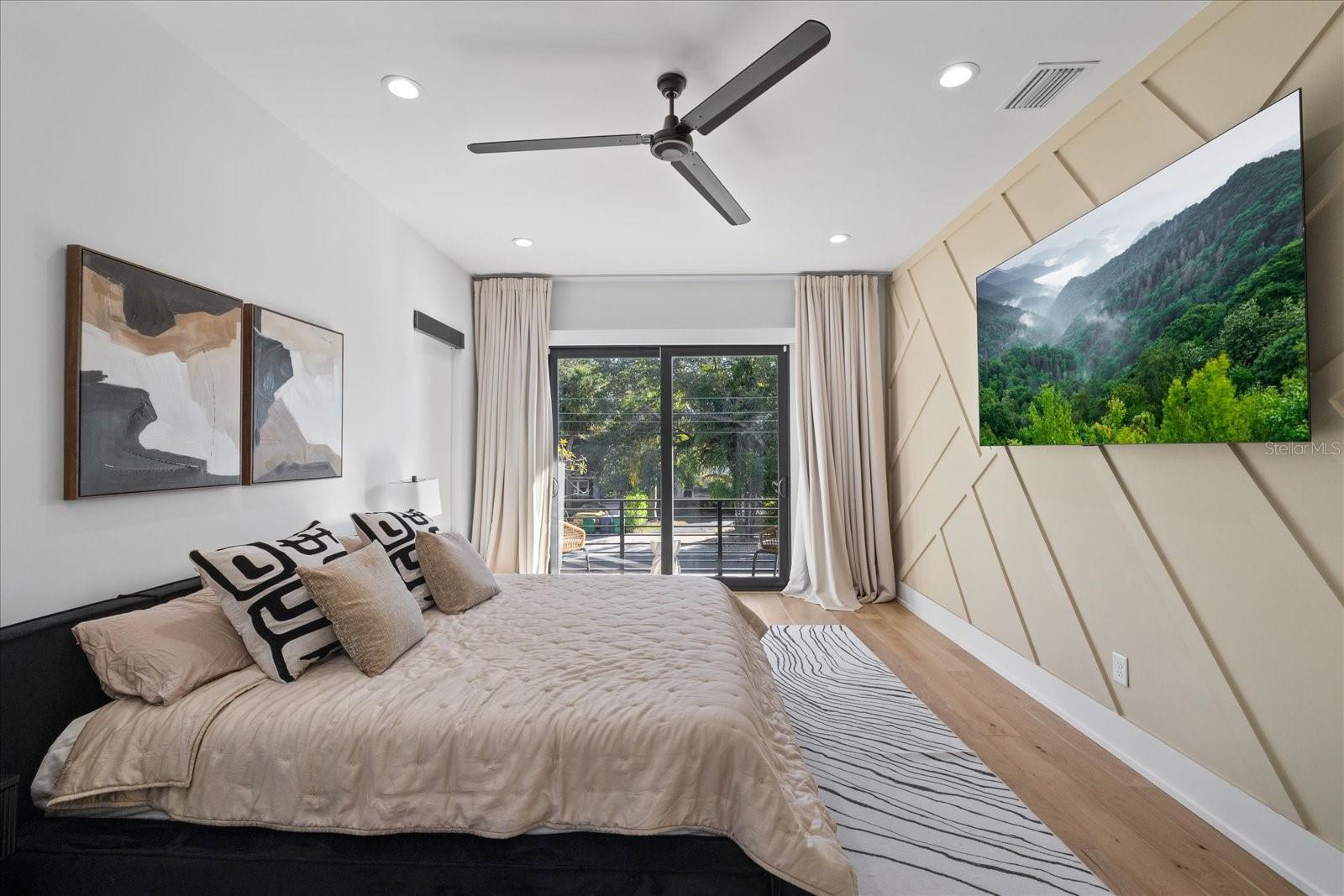 HENDERSON BEACH - Residential