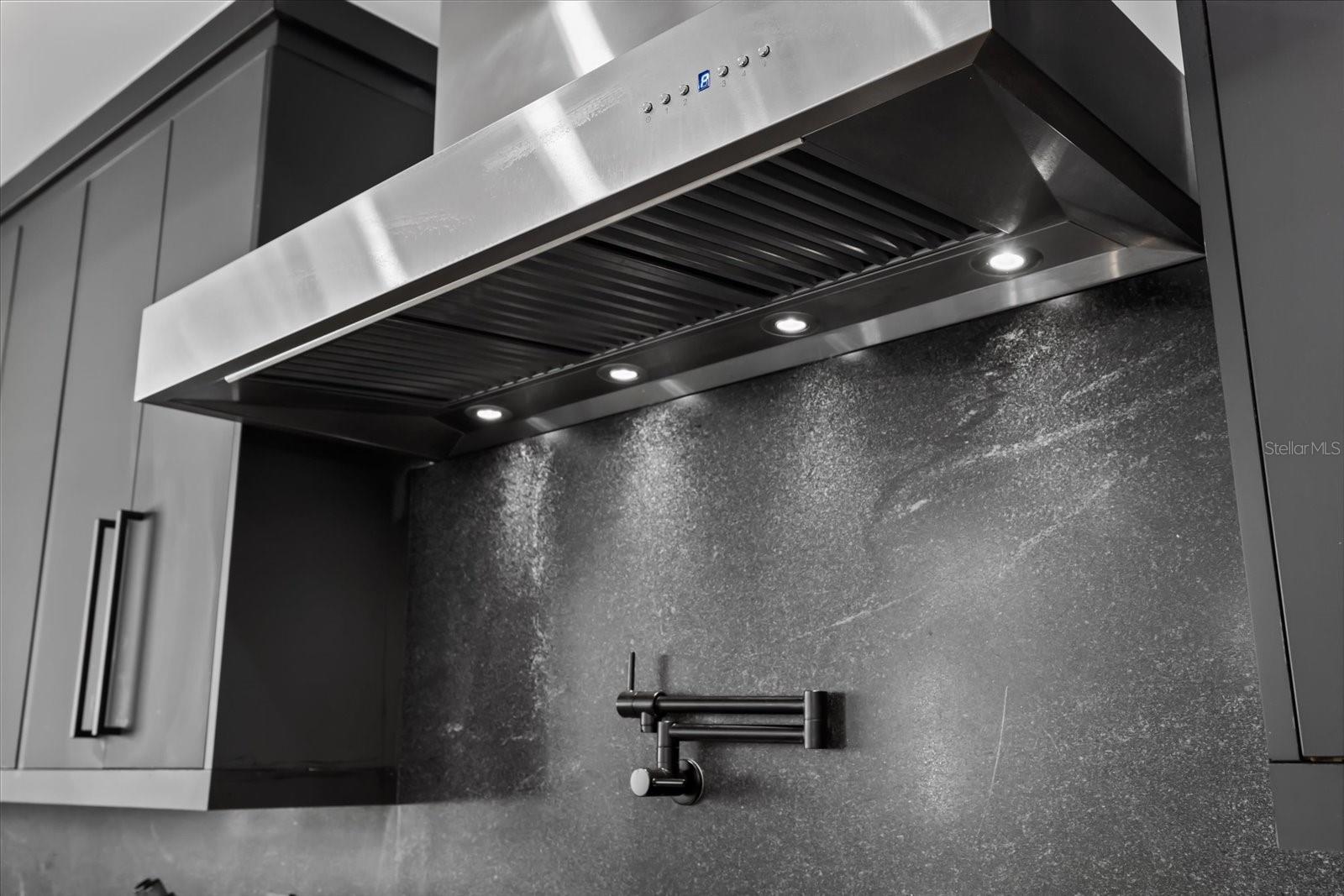 HENDERSON BEACH - Residential