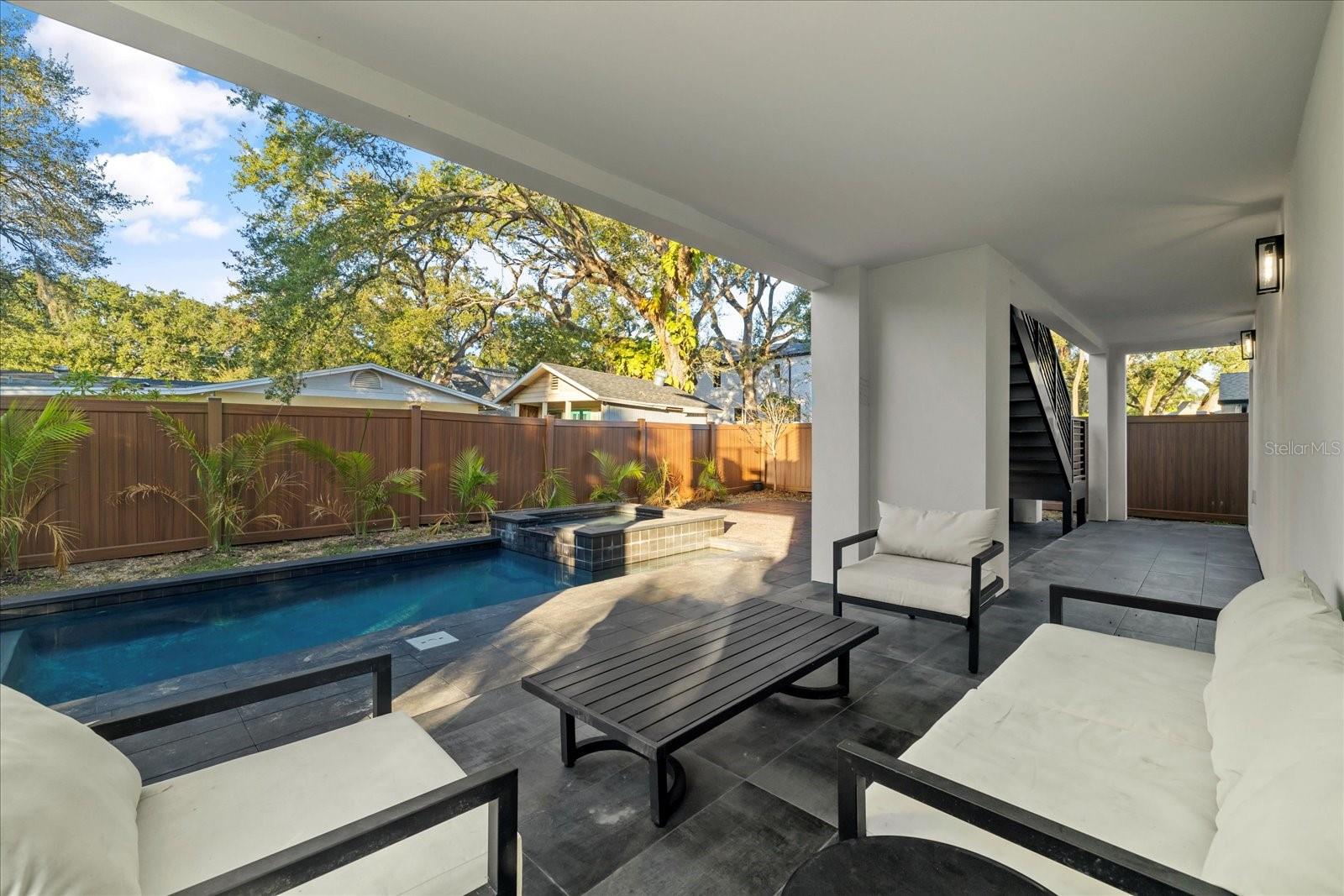 HENDERSON BEACH - Residential